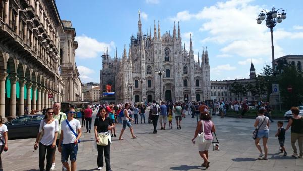 A la foto es mostra l'objecte Flat in Duomo situat a la ciutat de Milà.
