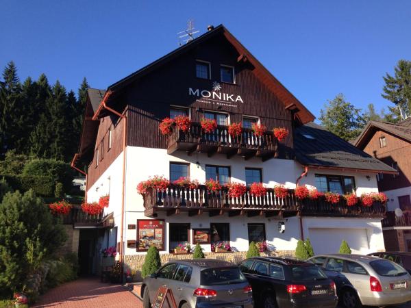 Pension And Apartments Monika - Špindlerův Mlýn