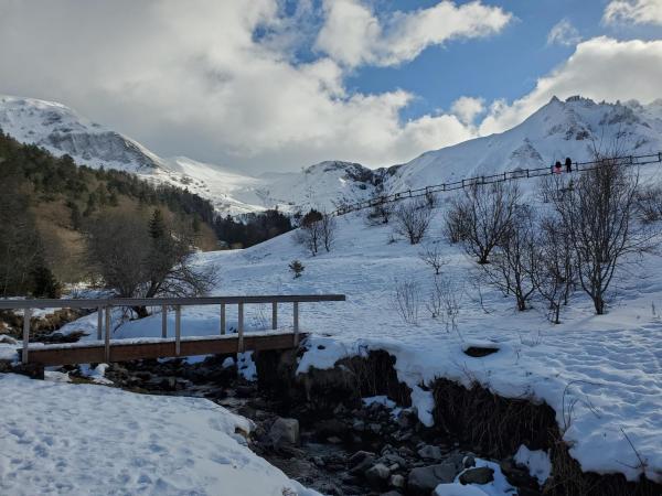 Bel Appartement Spacieux 44m² à Super Besse Pour 6 Personnes - Super-Besse