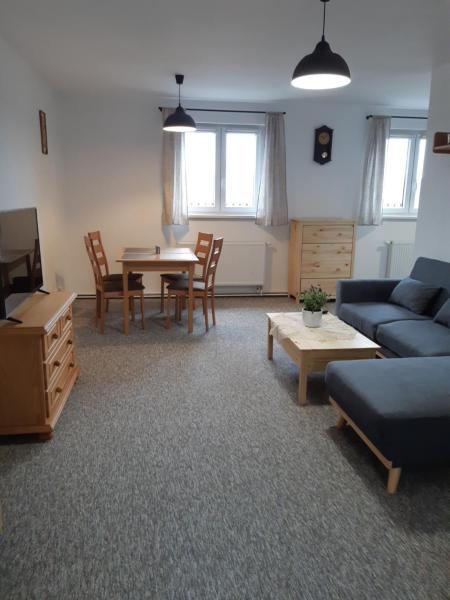 A la foto es mostra l'objecte Černá v Pošumaví Apartmán situat a la ciutat de Mokrá.
