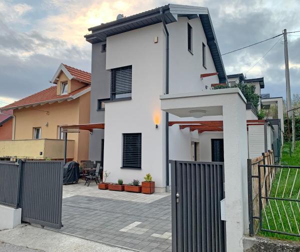 A la foto es mostra l'objecte Apartment Maksimir Yard Zagreb situat a la ciutat de Zagreb.