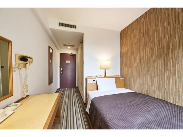 Na foto é possível ver o objeto Urayasu Sun Hotel - Vacation STAY 32992v localizado na cidade de Urayasu.