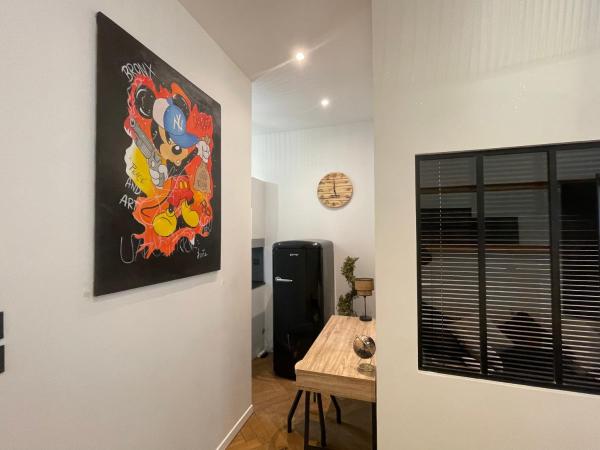 På billedet ses objektet Le cosy la part dieu beliggende i byen Lyon.