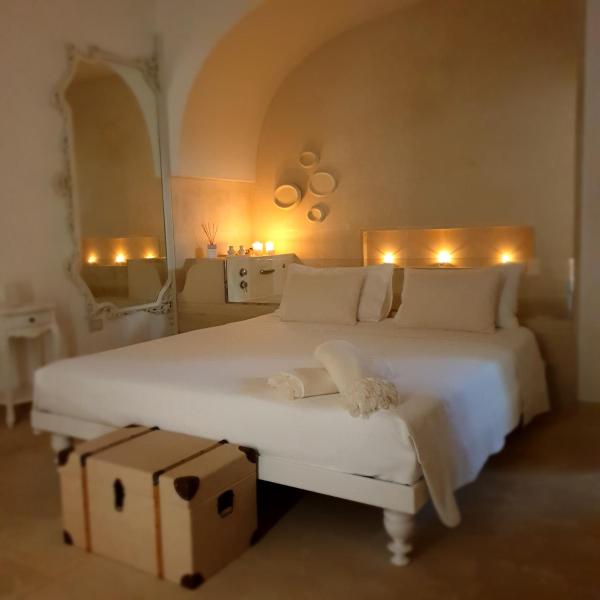 A la foto es mostra l'objecte Sea Suites situat a la ciutat de Ugento.
