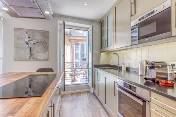 Kuva 6: Style in Cannes-Beautiful Apt-5 mins stroll to Festival-Beach-Port