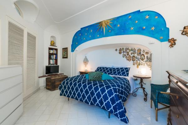 A la foto es mostra l'objecte CasaMia Positano - sea view and private outdoor hot tub situat a la ciutat de Positano.