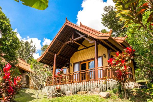 På billedet ses objektet Bali Palms beliggende i byen Tabanan.