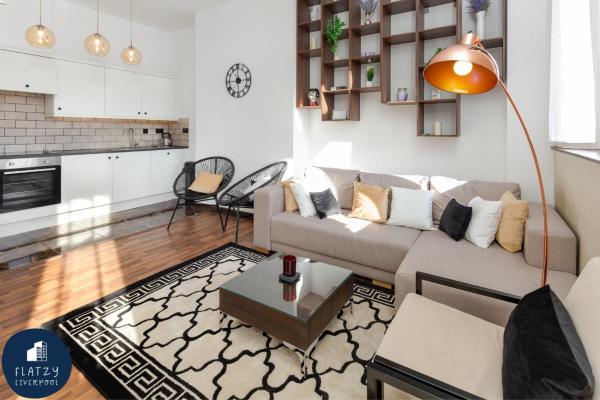 FLATZY - Victoria Street Apartment - Heart of City Centre, Liverpool