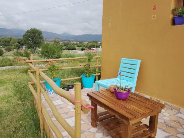 På bildet vises objektet El Cardón,monoambiente en el campo som ligger i byen Humahuaca.