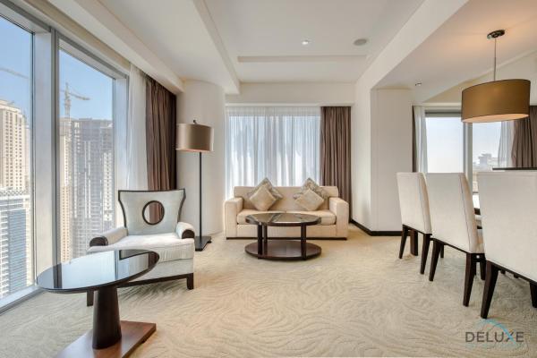 Foto 9: Pristine 3BR at The Address Residences Dubai Marina by Deluxe Holiday Homes