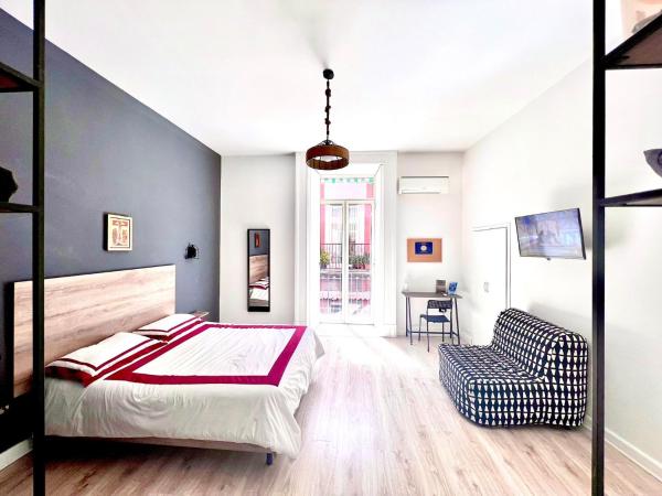 Na foto é possível ver o objeto J-Appartment Toledo localizado na cidade de Naples.