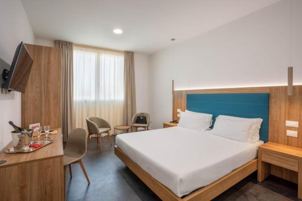 På bildet vises objektet V Hotel som ligger i byen Ancona.