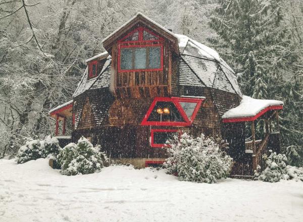 A la foto es mostra l'objecte Cedar Creek Hideaway - Meredith Lodging situat a la ciutat de Welches.