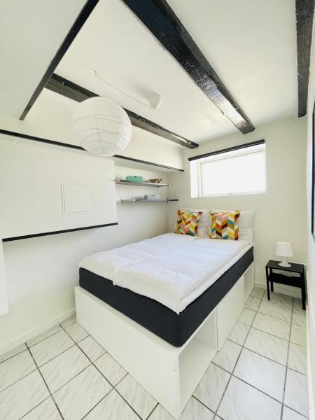 Kuva 6: aday - Central Charming Apartment with Terrace