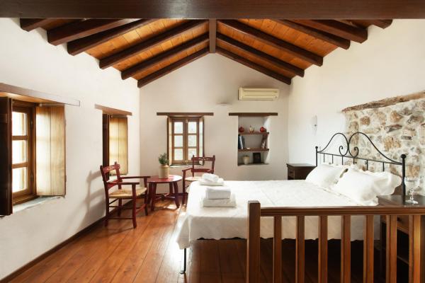 På billedet ses objektet Rodi House beliggende i byen Monemvasia.
