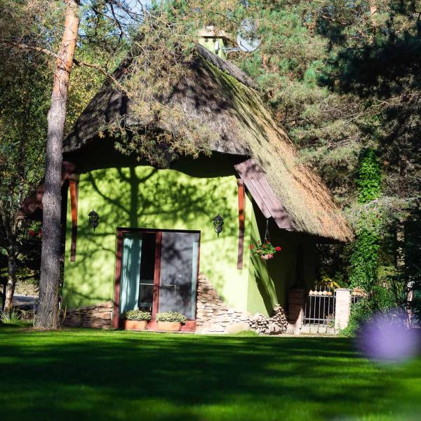 A la foto es mostra l'objecte Leśna Strzecha situat a la ciutat de Rotembark.