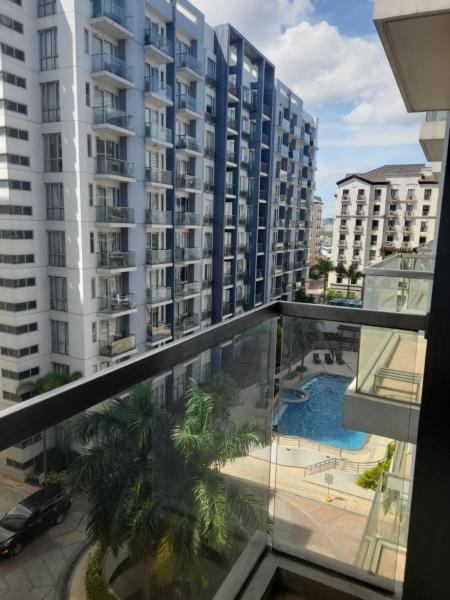A la foto es mostra l'objecte One Palm Tree Villas-Kenzie Place Terminal 3 Airport situat a la ciutat de Manila.