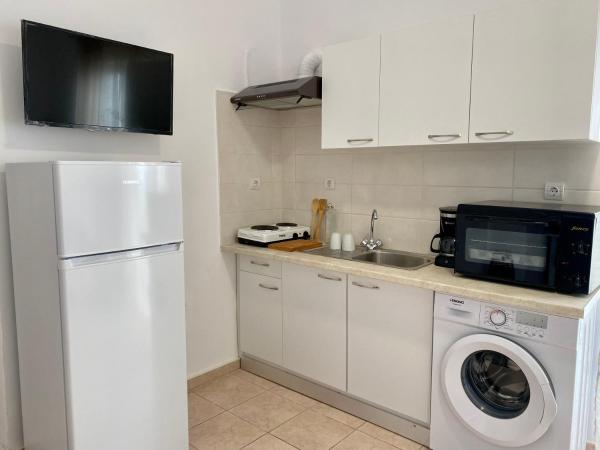 Foto 5: Bright & Spacious Apartment in Kos Town, Near the Beach - No 3