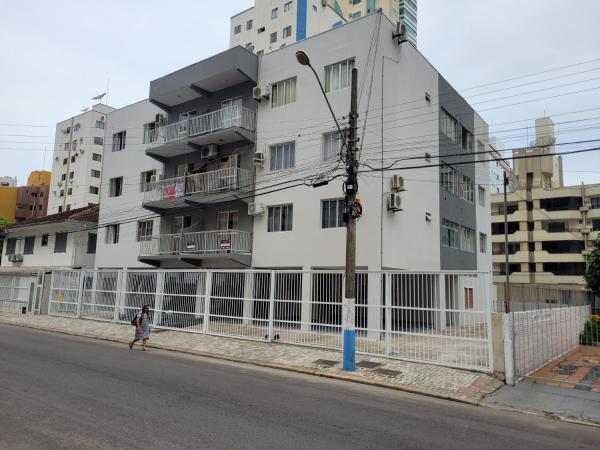 A la foto es mostra l'objecte Novo Lar Itapema-2 situat a la ciutat de Itapema.