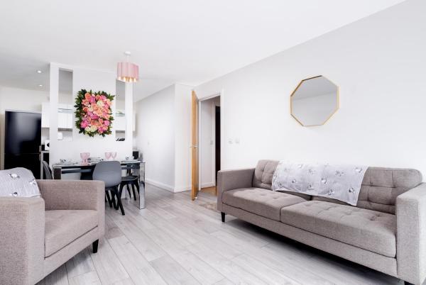 Fairytale 2 Bedroom Apartment City Centre Free Parking, Birmingham