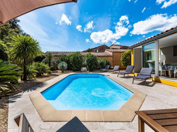 På billedet ses objektet Holiday Home Le Clos du Mûrier by Interhome beliggende i byen Cogolin.