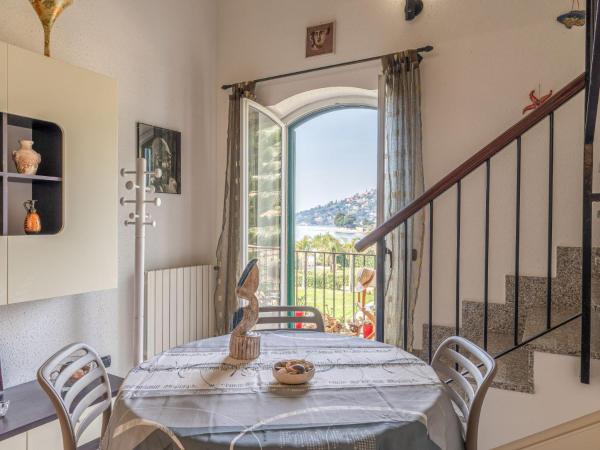 På billedet ses objektet Apartment Vista Mare by Interhome beliggende i byen Latte.