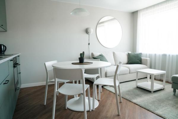 På bilden syns objektet Grey Green Cozy Apartment som ligger i staden Birštonas.