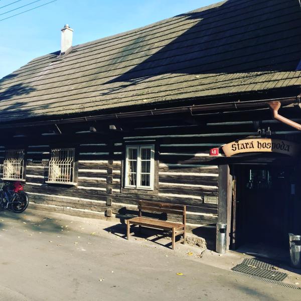 På billedet ses objektet Pension Stará hospoda beliggende i byen Holoubkov.