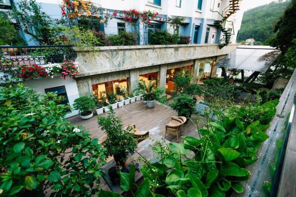 Auf dem Foto ist das Objekt Lake Hills Hotel in der Stadt Xu Pau zu sehen.