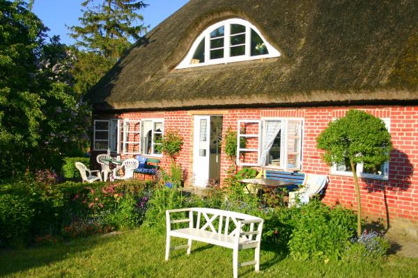 A la foto es mostra l'objecte Im Feriengarten - Ferienwohnung EG situat a la ciutat de Nardevitz.