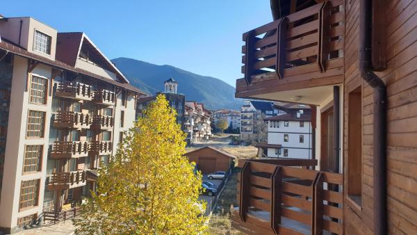 På bildet vises objektet 500м. от лифта Сладък дом в Белведере СПА комплекс som ligger i byen Bansko.