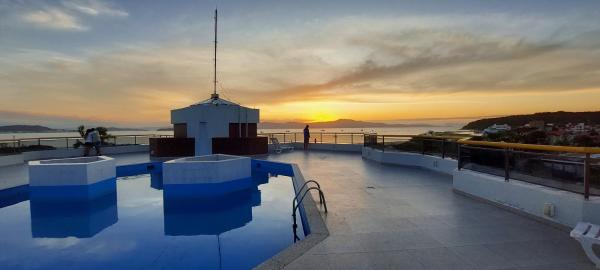 På billedet ses objektet Apartamento Guarapuvu beliggende i byen Florianópolis.