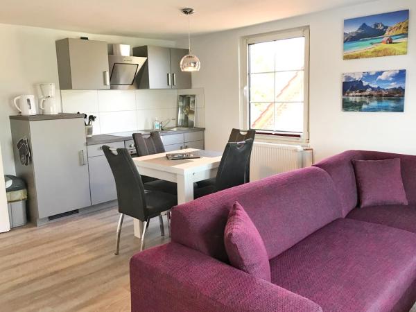På billedet ses objektet Ferienwohnung am Hochzeitsberg beliggende i byen Steinkoppel.