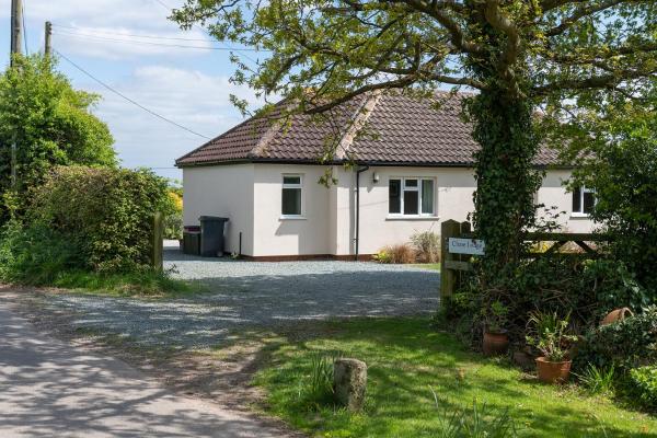 Chase Lodge, Kenilworth, Family Sized Cottage With Free Wifi - Royal Leamington Spa