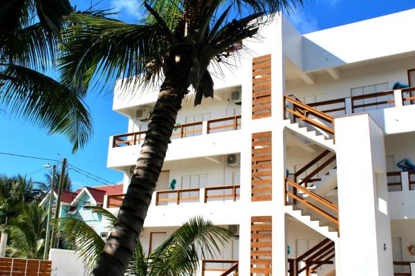 San Pablo Villas, Сан-Педро