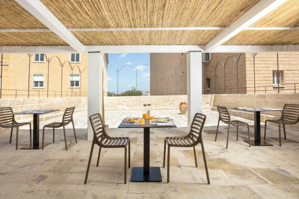 A la foto es mostra l'objecte Palazzo dei Tolomei situat a la ciutat de Lecce.