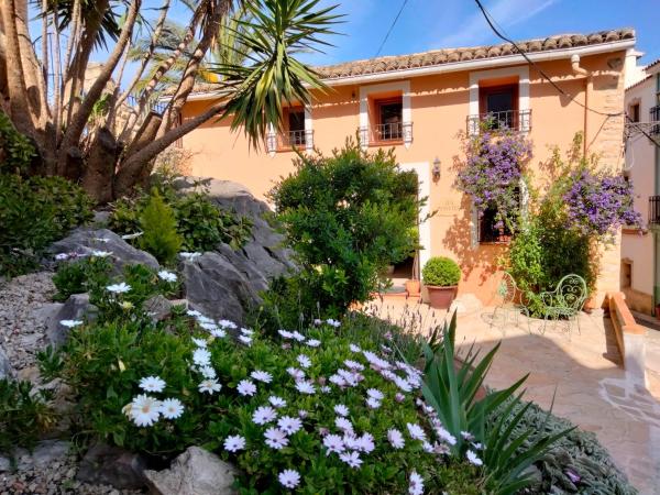 A la foto es mostra l'objecte Les Penyetes Boutique Bed and Breakfast situat a la ciutat de Benimaurell.