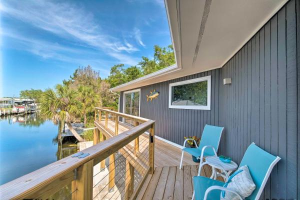 Kuvassa näkyy kohde Remodeled Retreat on Homosassa River Canal!, joka sijaitsee kaupungissa Homosassa.