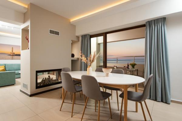 A la foto es mostra l'objecte Overview Chania with sea view and amazing sunset situat a la ciutat de Koumpeli.