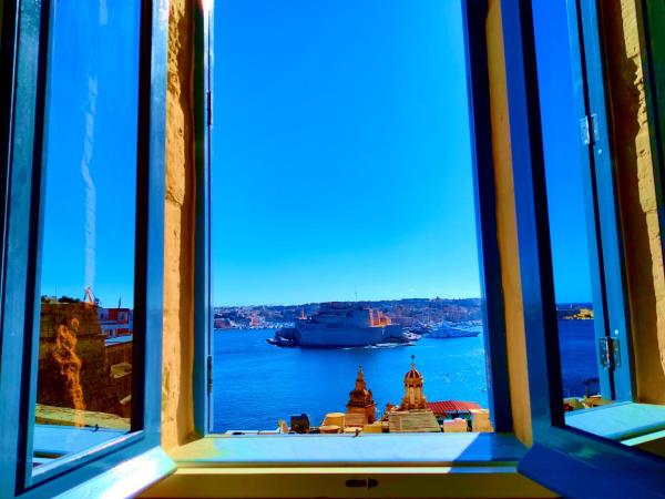 A la foto es mostra l'objecte Oasis 22 Savynomad Harbour Residences wow Views situat a la ciutat de La Valletta.
