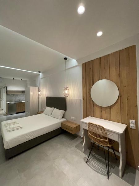 Na zdjęciu widoczny jest obiekt George Deluxe Apartments położony w mieście Stalida.