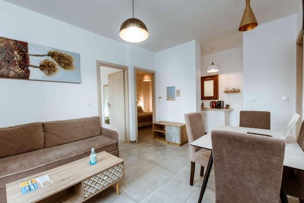 Deluxe Hotel, Chania