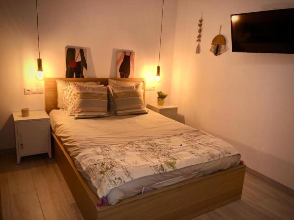 Στη φωτογραφία φαίνεται το αντικείμενο Holidays2Malaga Estudio Union recien reformado con WiFi gratuito που βρίσκεται στην πόλη Μάλαγα.