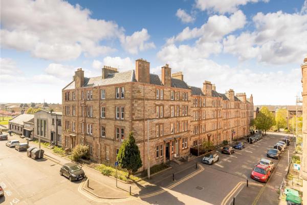 Pass the Keys 2BD Loft Style Apt - Edinburgh - Free Parking, Edimburgo