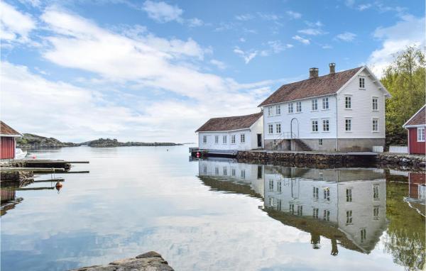 A la foto es mostra l'objecte Cozy Apartment In Farsund situat a la ciutat de Farsund.