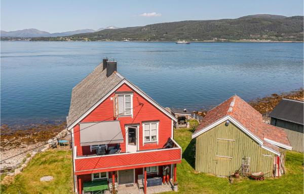 Na zdjęciu widoczny jest obiekt 2 Bedroom Stunning Apartment In Åfarnes położony w mieście Årset.