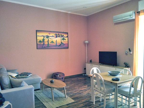 A la foto es mostra l'objecte Jamila Apartment situat a la ciutat de Nàpols.