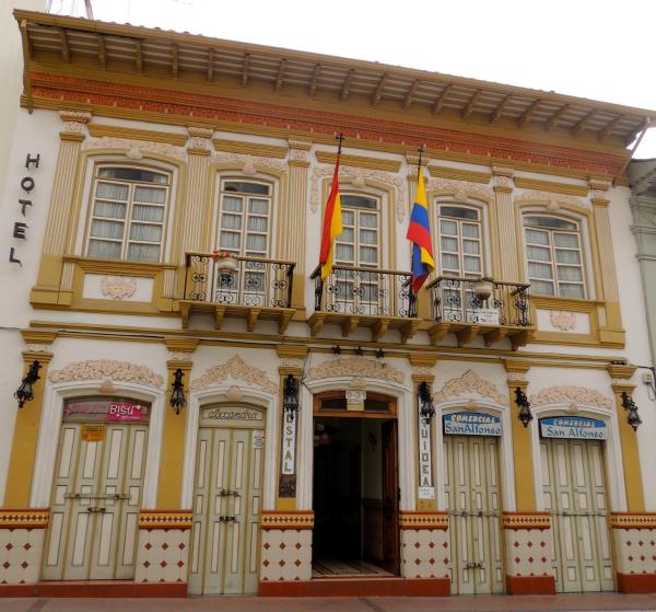 På bildet vises objektet Hotel La Orquidea som ligger i byen Cuenca.