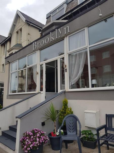 På billedet ses objektet Brooklyn Hotel beliggende i byen Blackpool.