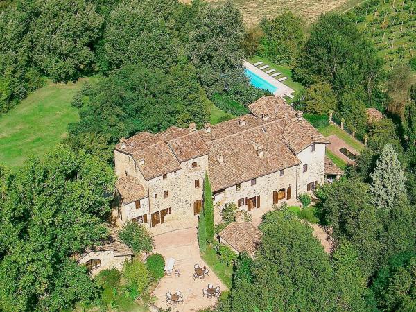 På billedet ses objektet Charming House in Tuscany with Pool beliggende i byen Monte Castelli.